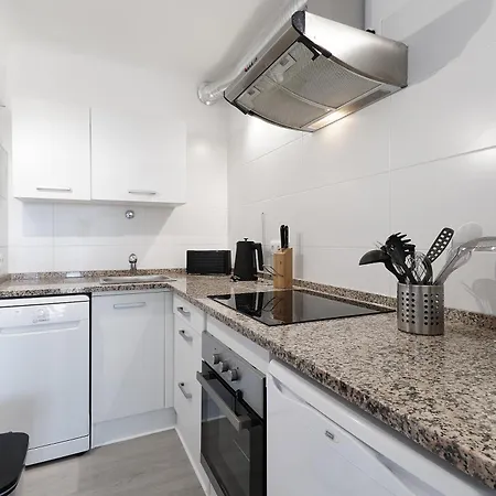 Konstantin Apartment