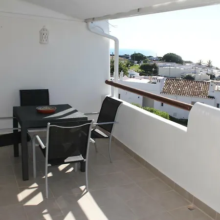 Konstantin Apartment *