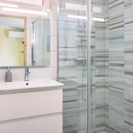 Konstantin 卡武埃鲁